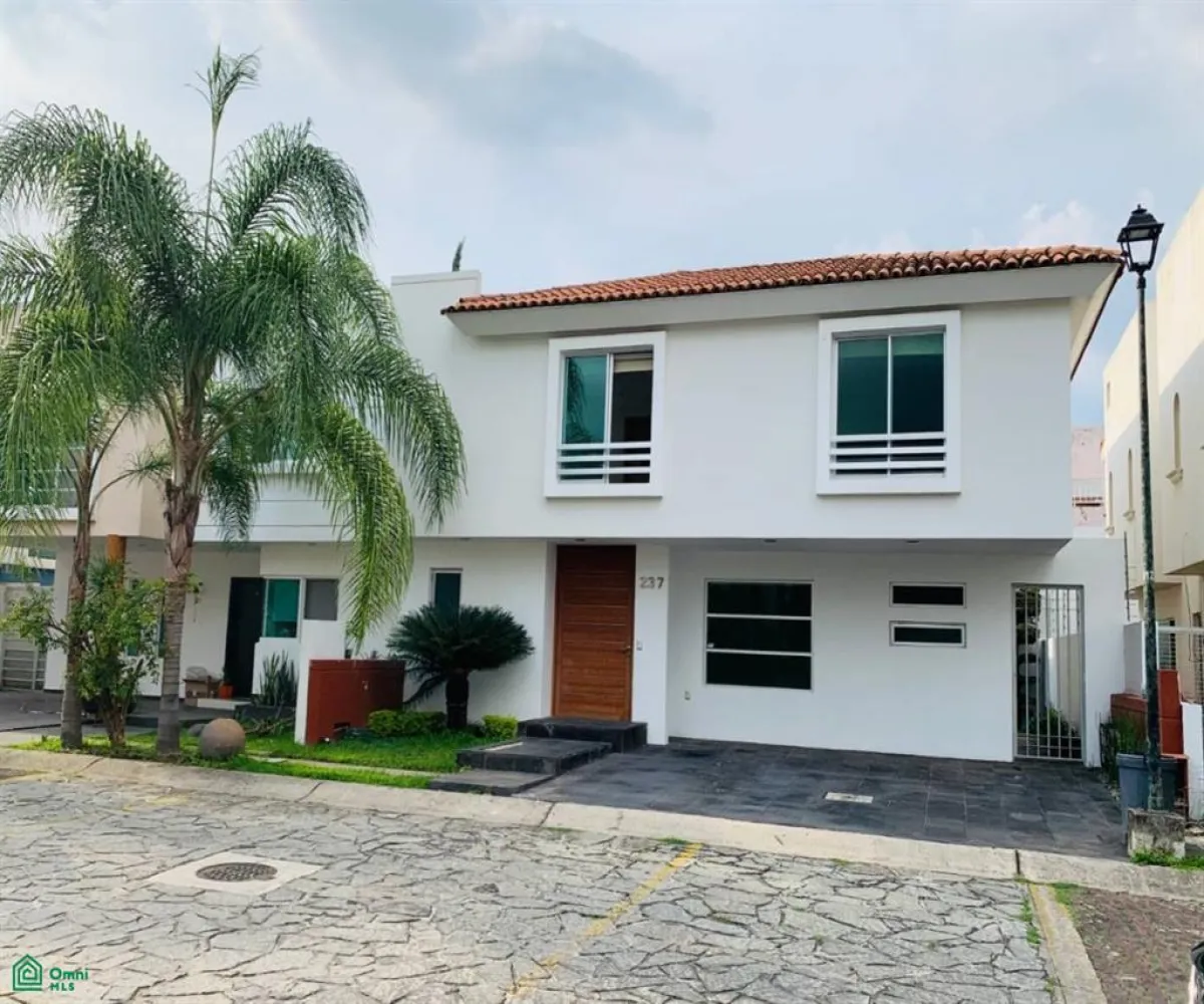 Casa En Renta,Jardín Real,Jardín De La Diligencia 237, Zapopan, Jalisco 45136, 3 Habitaciones,3 Baños,Jardín De La Diligencia,2,MX251046704