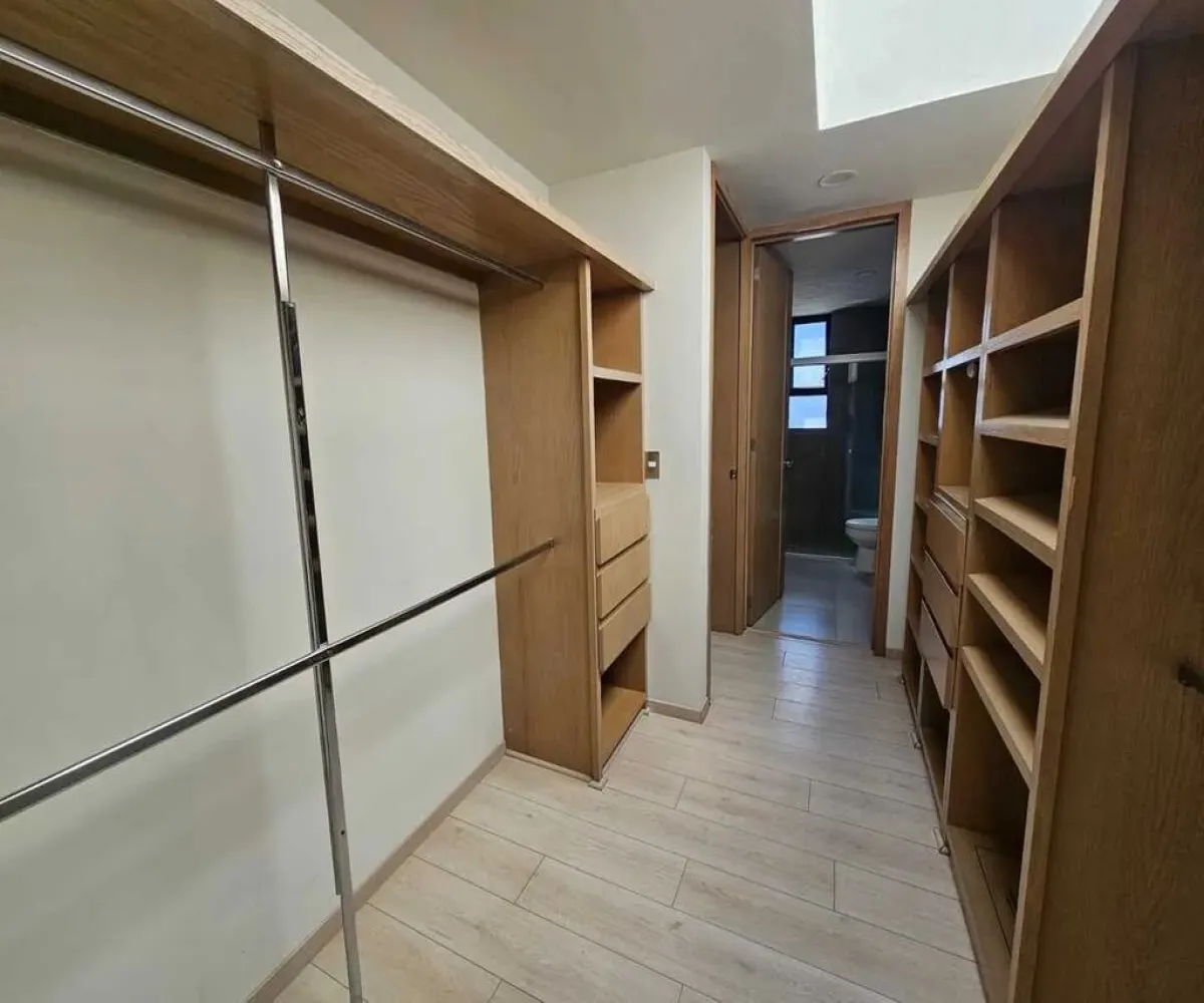 Casa En Venta,Los Gavilanes,Avenida Punto Sur S/N 96, Tlajomulco de Zúñiga, Jalisco 45645, 3 Habitaciones,3 Baños,Avenida Punto Sur,1,pVazevQ