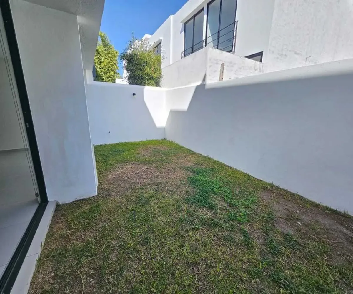 Casa En Venta,Los Gavilanes,Avenida Punto Sur S/N 96, Tlajomulco de Zúñiga, Jalisco 45645, 3 Habitaciones,3 Baños,Avenida Punto Sur,1,pVazevQ