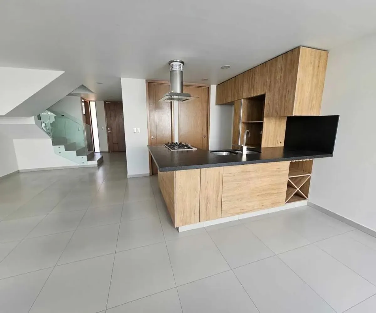 Casa En Venta,Los Gavilanes,Avenida Punto Sur S/N 96, Tlajomulco de Zúñiga, Jalisco 45645, 3 Habitaciones,3 Baños,Avenida Punto Sur,1,pVazevQ