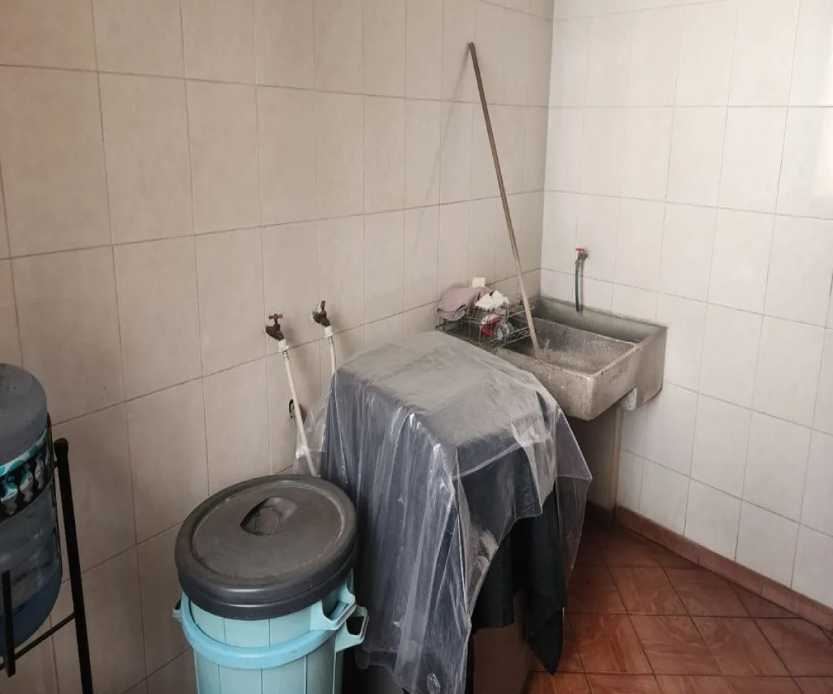 Casa En Venta,La Tuzania,Mirasol 922, Zapopan, Jalisco 45138, 4 Habitaciones,2 Baños,Mirasol,1,p9bsRZZ