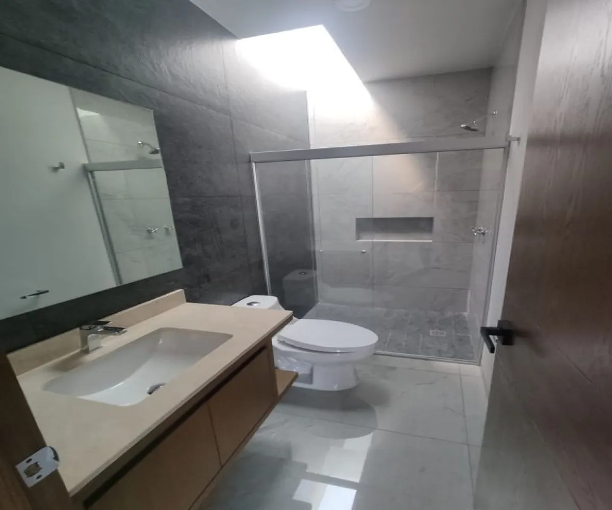 Casa En Venta,Eucalipto Vallarta,Leonardo Da Vinci 5143, Zapopan, Jalisco 45020, 3 Habitaciones,3 Baños,Leonardo Da Vinci,2,pgdoVTd