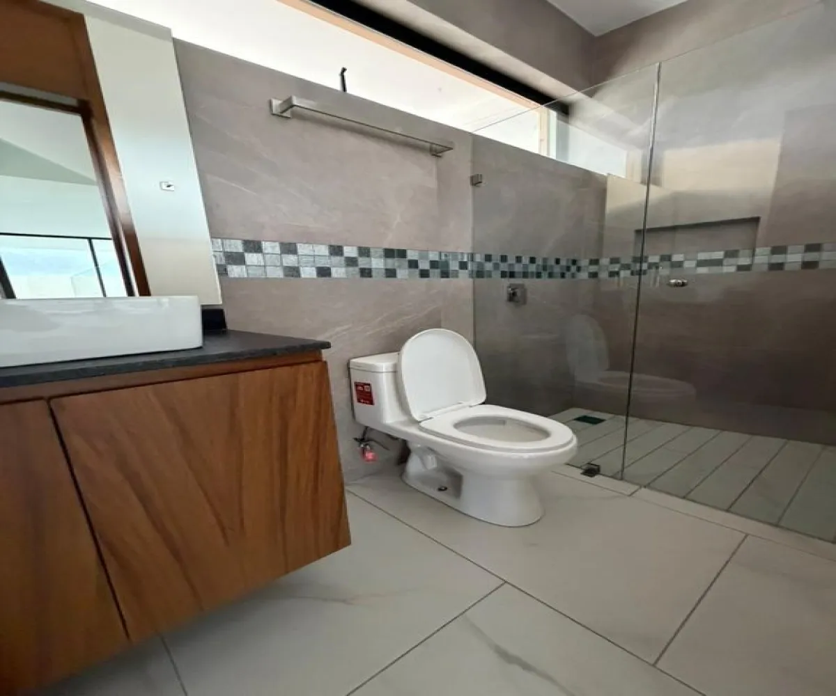 Casa En Venta,Bosques Vallarta,Cto. del Bosque 493, Zapopan, Jalisco 45134, 3 Habitaciones,5 Baños,Cto. del Bosque ,1,pk6KBMf