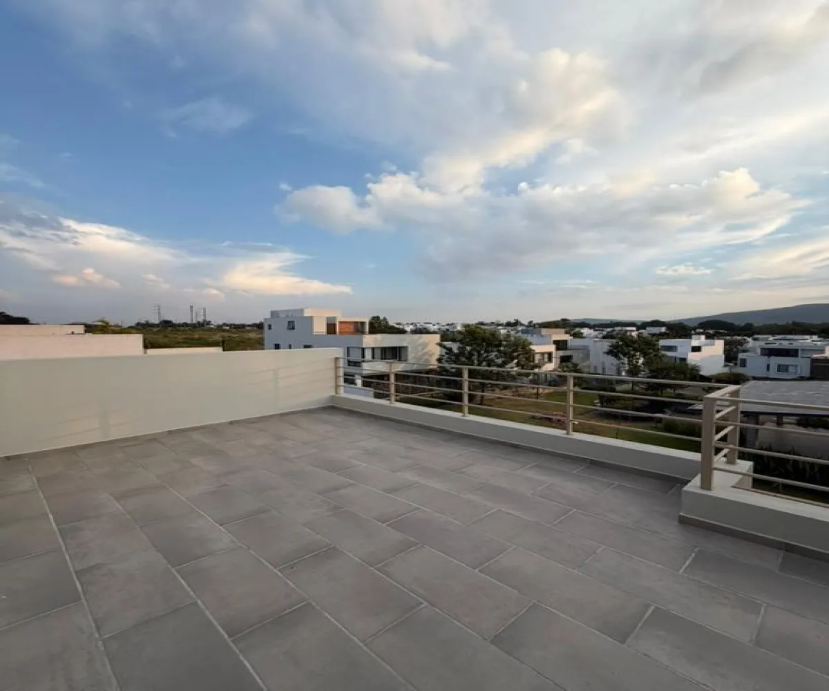 Casa En Venta,Bosques Vallarta,Cto. de Bosque 493, Zapopan, Jalisco 45134, 1 Cuarto,1 Baño,Cto. de Bosque,1,pl7JO5Y