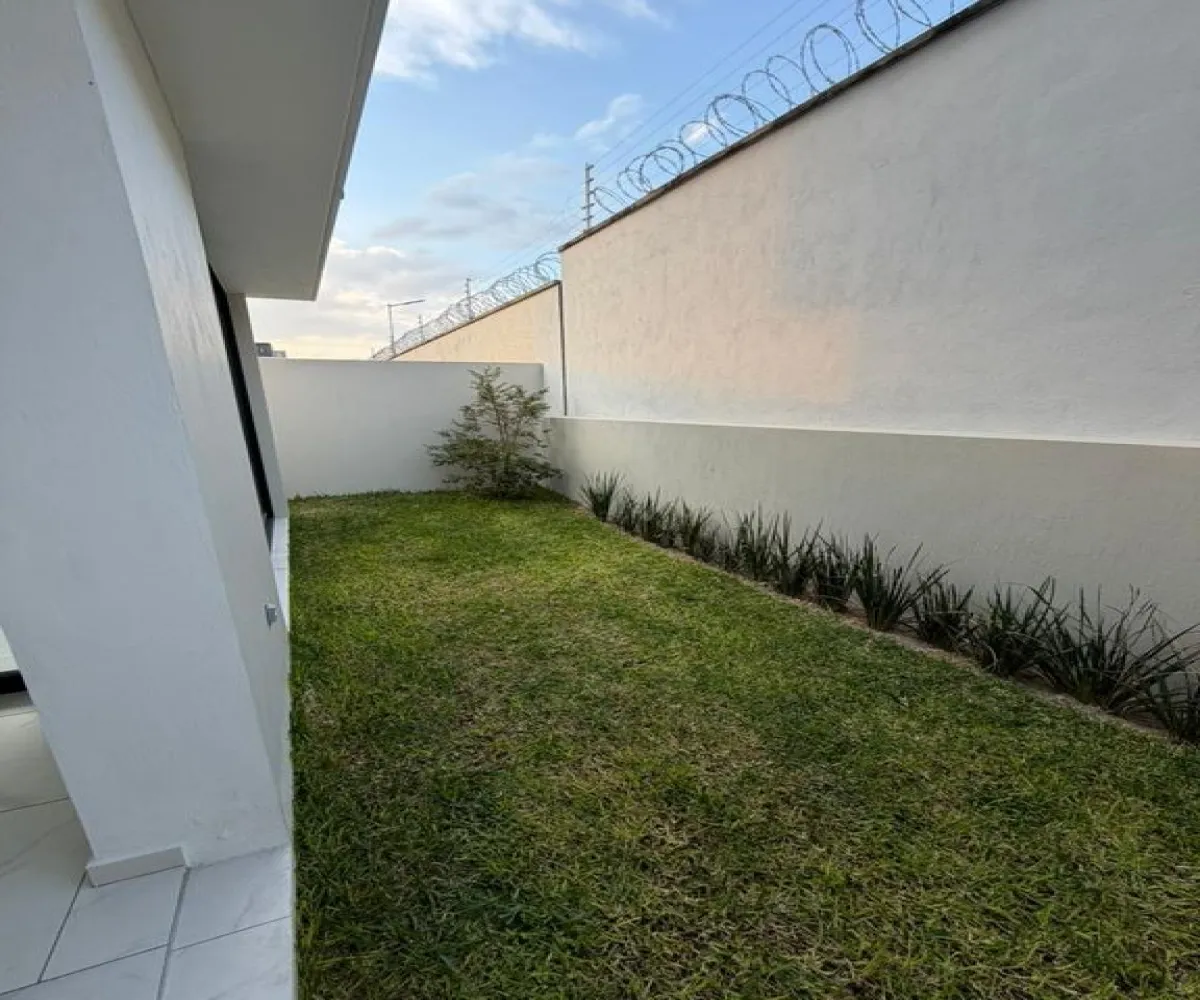 Casa En Venta,Bosques Vallarta,Cto. de Bosque 493, Zapopan, Jalisco 45134, 1 Cuarto,1 Baño,Cto. de Bosque,1,pl7JO5Y