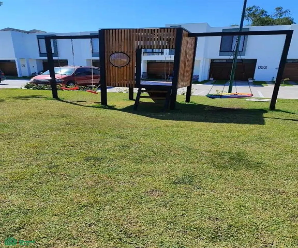 Casa En Venta,De las Juntas Delegación,Joaquin Amaro 520 Casa 63, Puerto Vallarta, Jalisco 48291, 3 Habitaciones,2 Baños,Joaquin Amaro,2,MX251047038