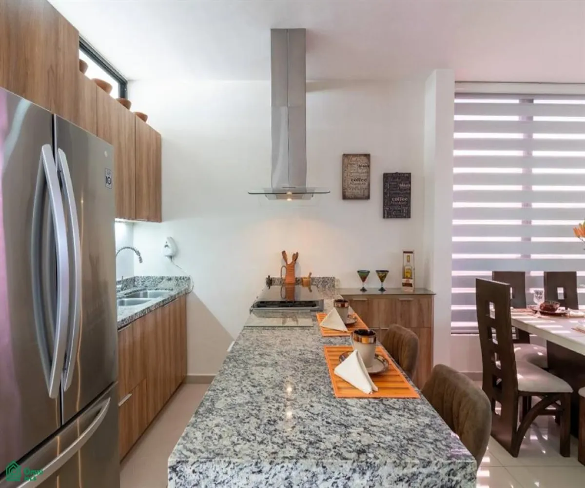 Casa En Venta,De las Juntas Delegación,Joaquin Amaro 520 Casa 63, Puerto Vallarta, Jalisco 48291, 3 Habitaciones,2 Baños,Joaquin Amaro,2,MX251047038