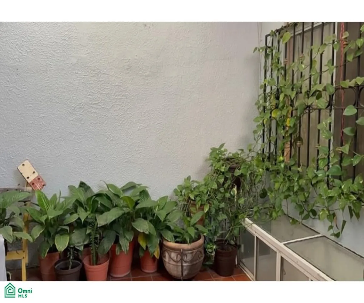 Casa En Venta,Jardines De La Cruz,Calle Isla Guayana 1955, Guadalajara, Jalisco 44549, 4 Habitaciones,2 Baños,Calle Isla Guayana,2,MX251047441