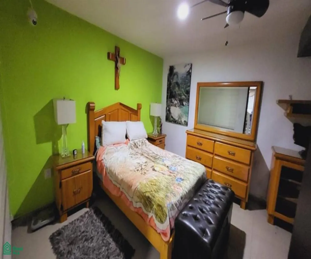 Casa En Venta,Jardines de La Cruz 1a. Sección,Isla Candia 3122, Guadalajara, Jalisco 44950, 4 Habitaciones,4 Baños,Isla Candia,3,MX251047555