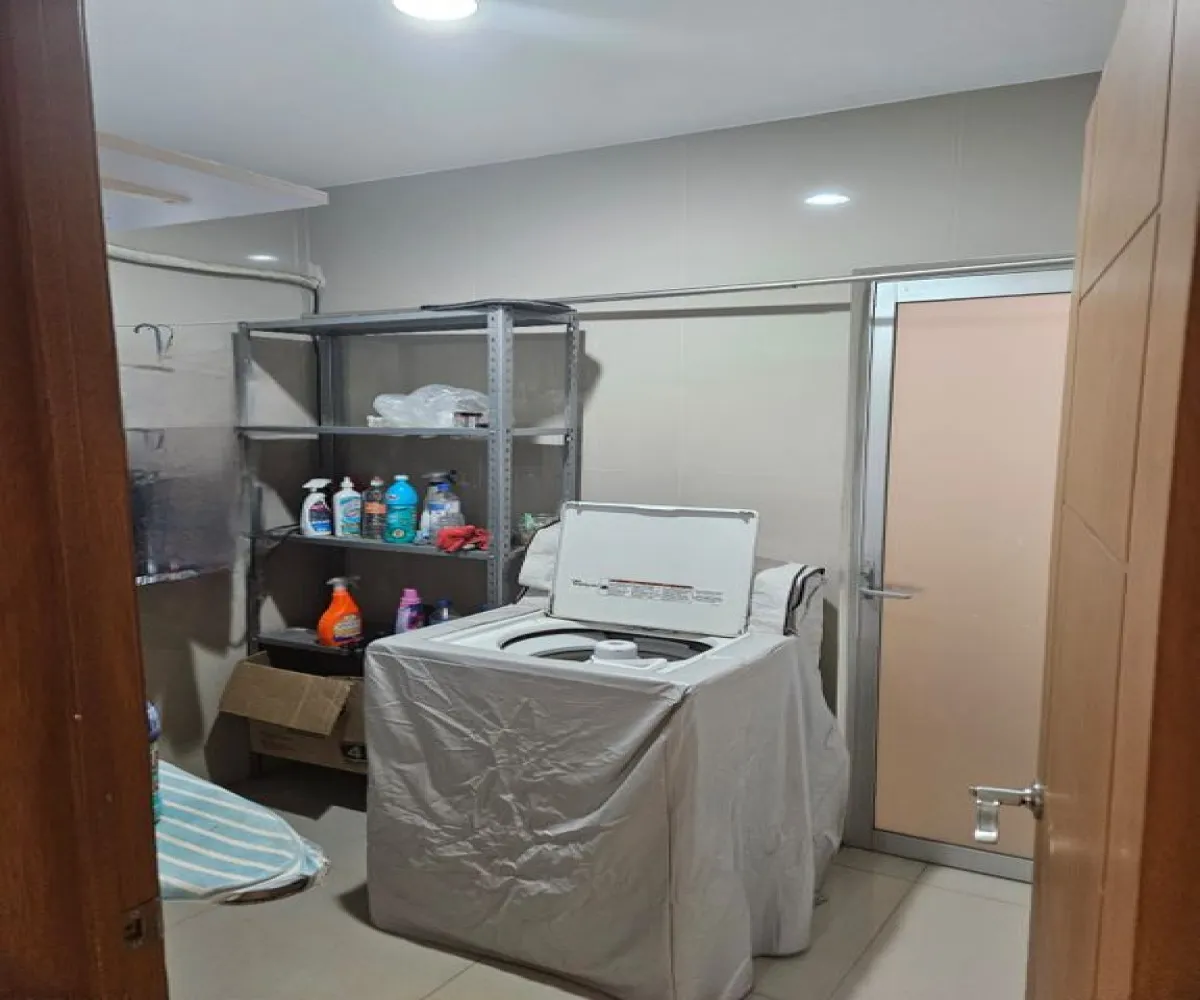 Casa En Venta,La Cima,Av. La Cima S/N, Zapopan, Jalisco 45110, 3 Habitaciones,3 Baños,Av. La Cima,1,pMBOufu