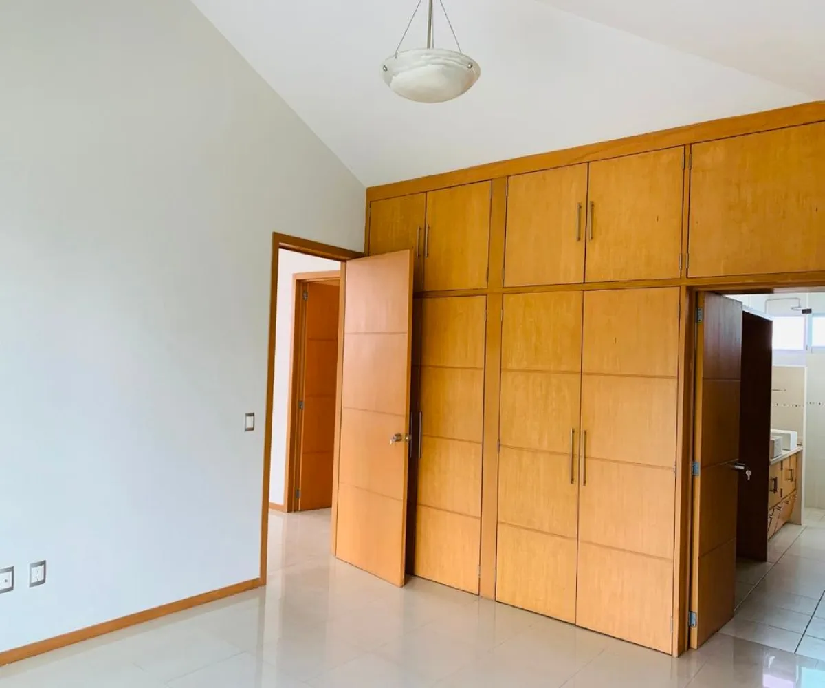 Casa En Renta,Jardín Real,Jardín De Las Diligencias S/N 237, Zapopan, Jalisco 45136, 3 Habitaciones,3 Baños,Jardín De Las Diligencias,1,pcqSVur