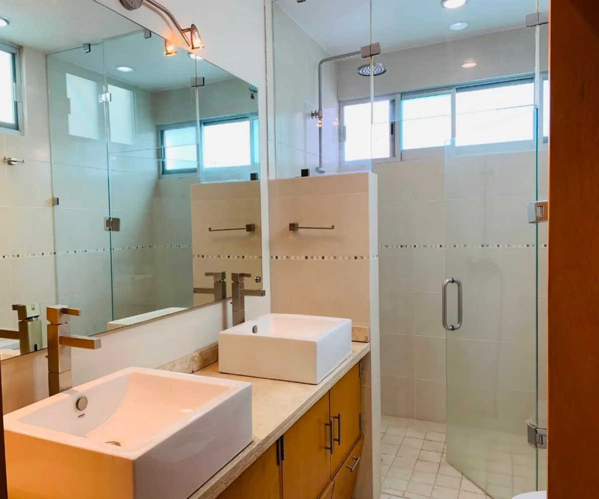 Casa En Renta,Jardín Real,Jardín De Las Diligencias S/N 237, Zapopan, Jalisco 45136, 3 Habitaciones,3 Baños,Jardín De Las Diligencias,1,pcqSVur