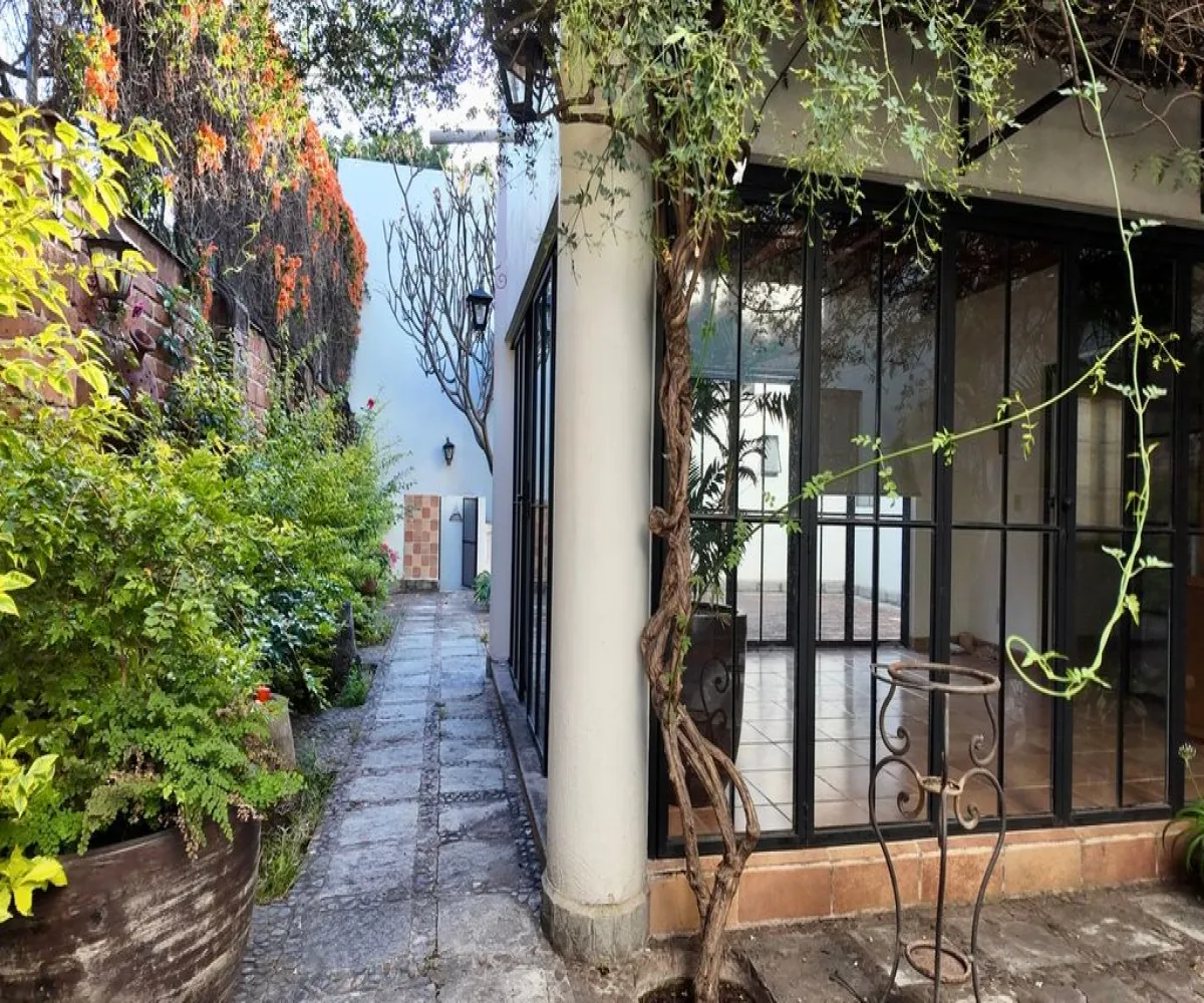 Casa En Venta,Bosques de La Victoria,Isla Mujeres 2852, Guadalajara, Jalisco 44530, 3 Habitaciones,3 Baños,Isla Mujeres,2,pRJ5RXT