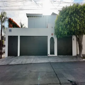 Casa En Venta,Bosques de La Victoria,Isla Mujeres 2852, Guadalajara, Jalisco 44530, 3 Habitaciones,3 Baños,Isla Mujeres,2,pRJ5RXT