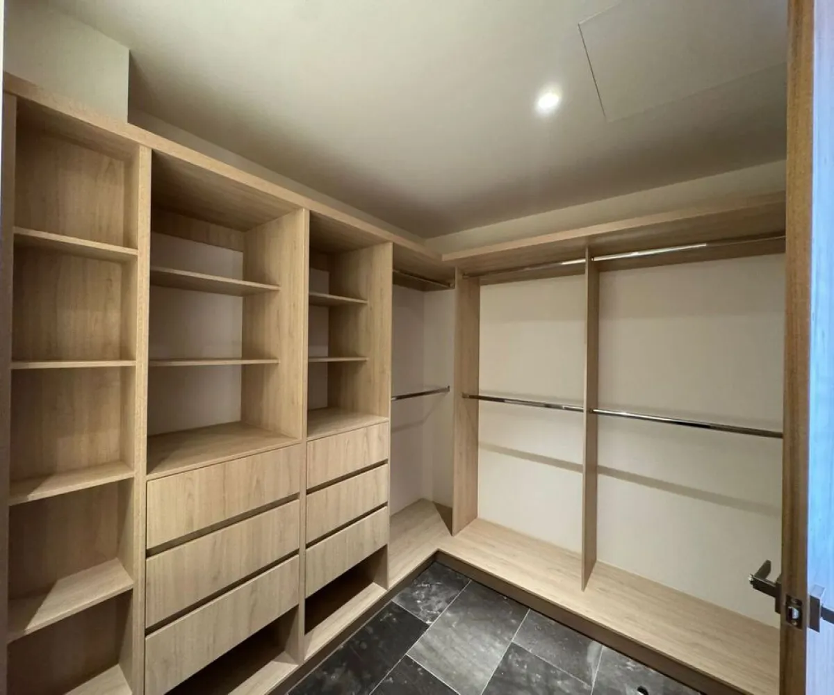 Departamento En Venta,Jardines Universidad,Avenida Universidad 325, Zapopan, Jalisco 45110, 3 Habitaciones,3 Baños,Avenida Universidad,1,pOICwkB