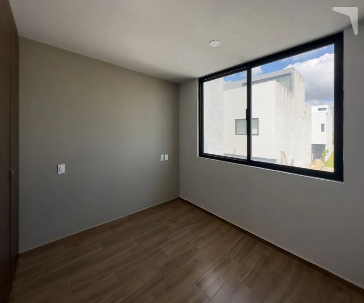 Casa En Venta,Capital Norte,Avenida F 5250 142, Zapopan, Jalisco 45134, 3 Habitaciones,4 Baños,Avenida F,3,pRM2ftL