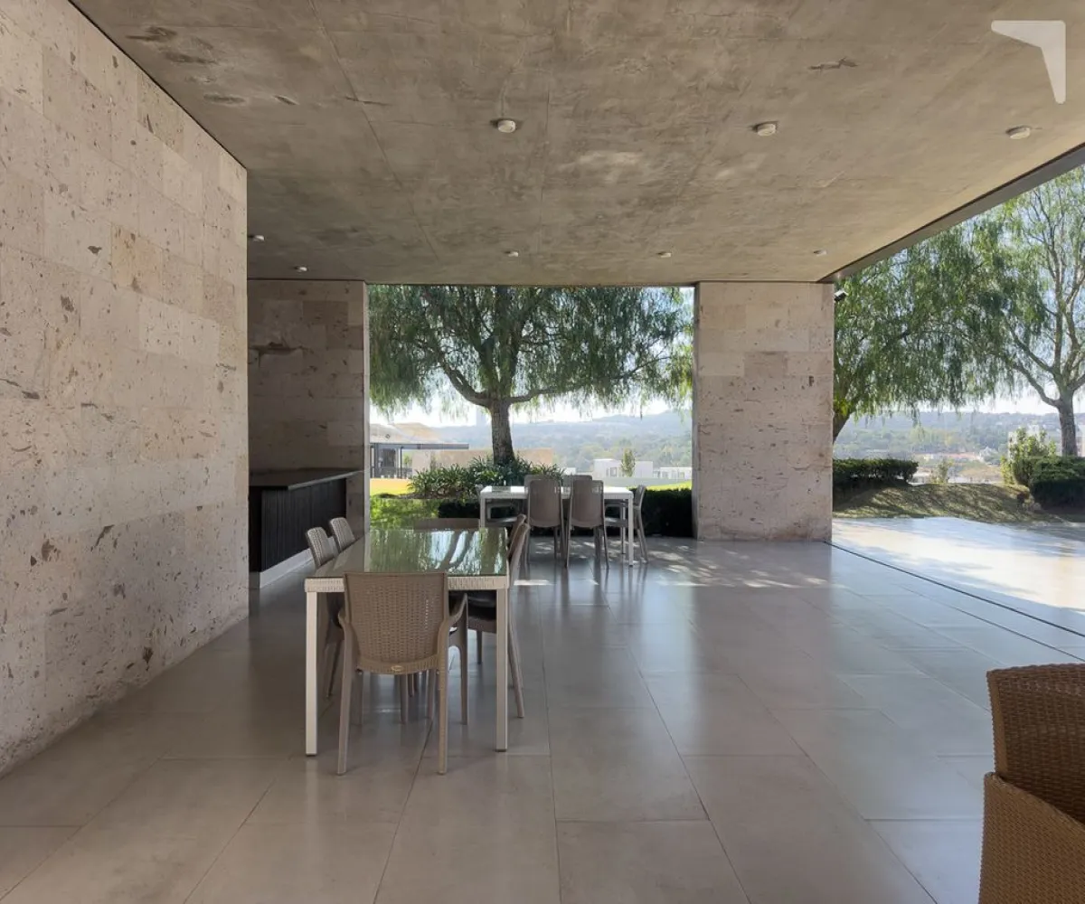 Casa En Venta,Capital Norte,Avenida F 5250 142, Zapopan, Jalisco 45134, 3 Habitaciones,4 Baños,Avenida F,3,pRM2ftL