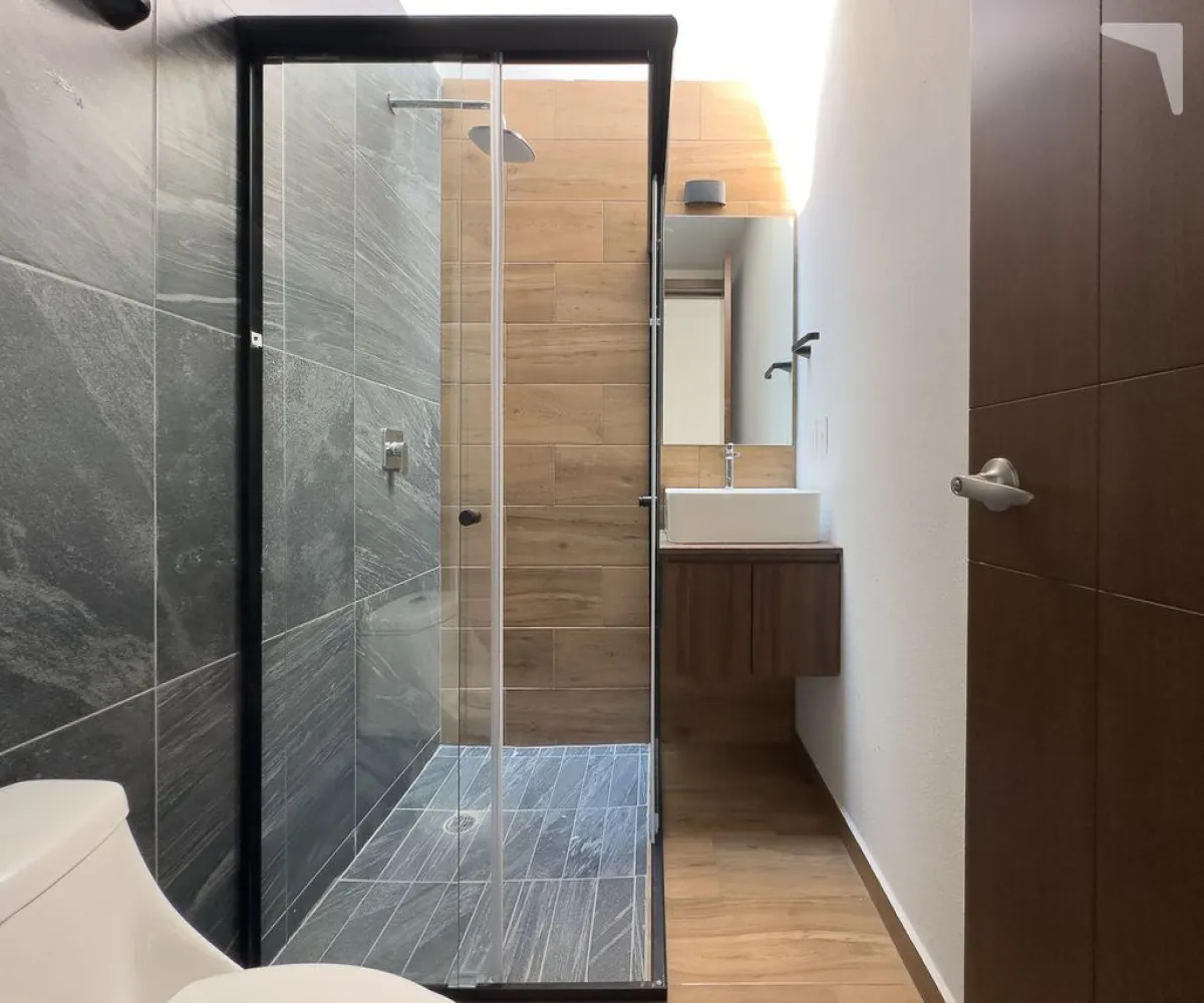 Casa En Venta,Capital Norte,Avenida F 5250 142, Zapopan, Jalisco 45134, 3 Habitaciones,4 Baños,Avenida F,3,pRM2ftL