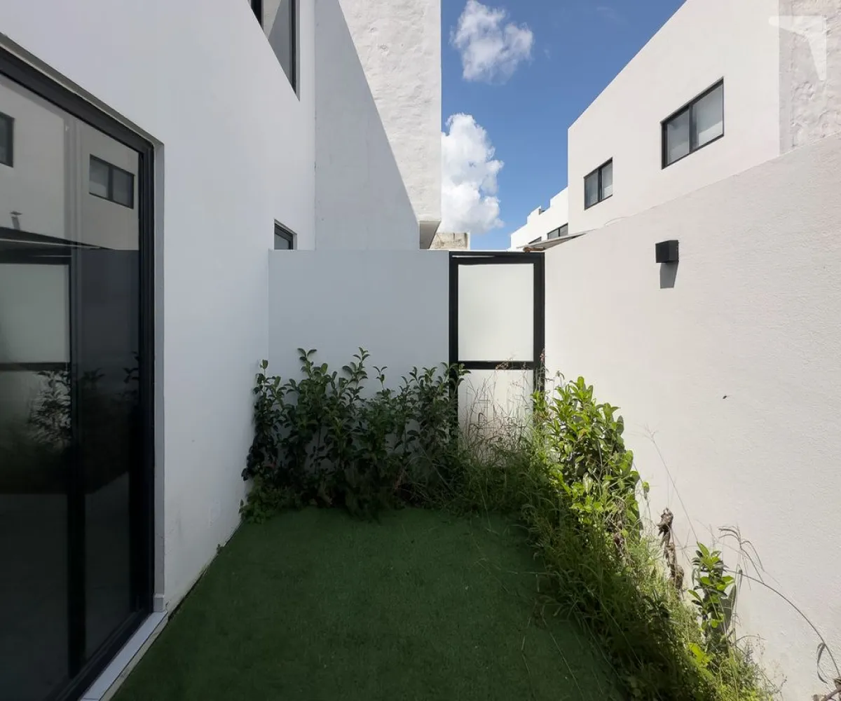 Casa En Venta,Capital Norte,Avenida F 5250 142, Zapopan, Jalisco 45134, 3 Habitaciones,4 Baños,Avenida F,3,pRM2ftL