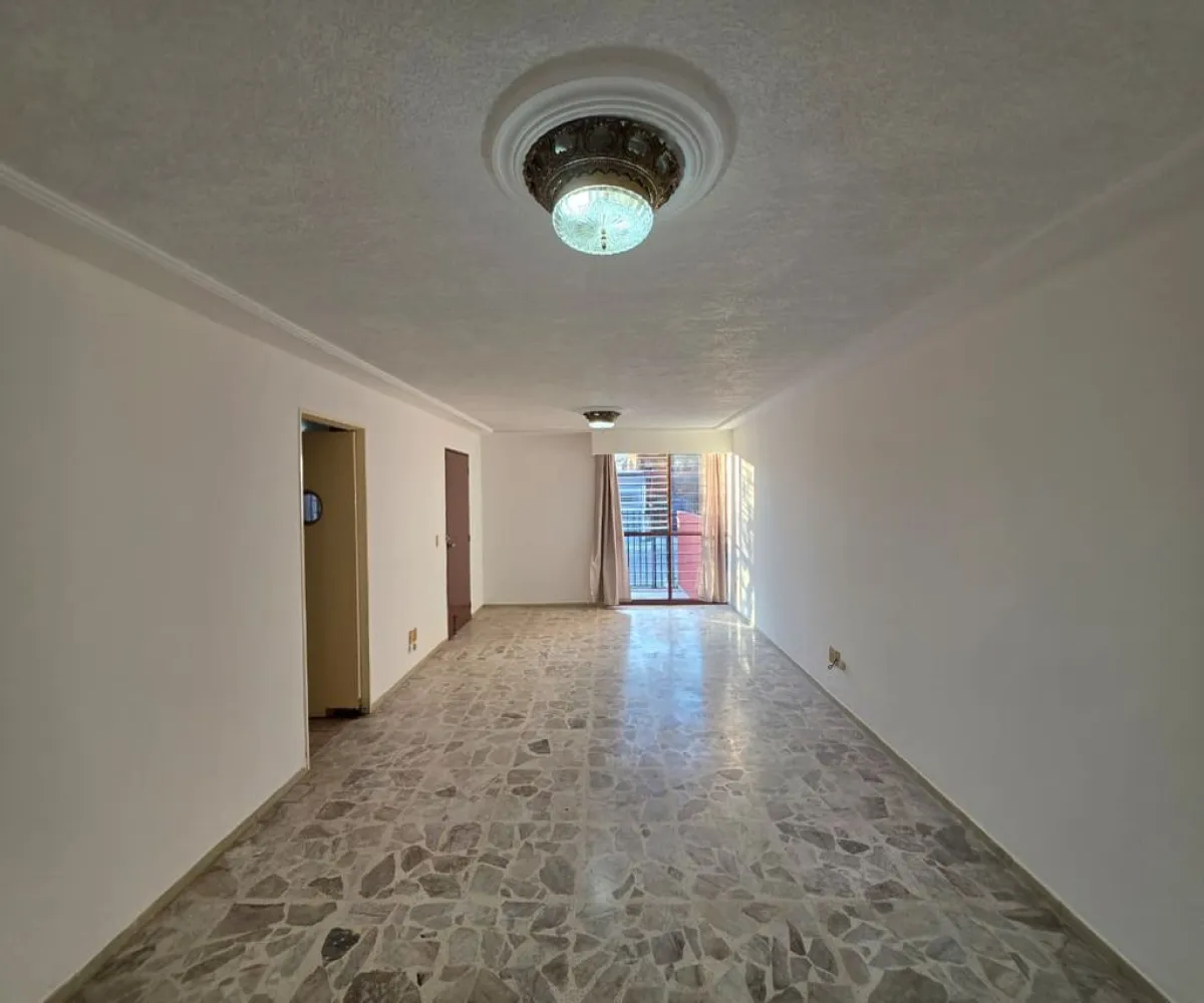 Casa En Renta,Independencia Oriente,Montes Urales 1338, Guadalajara, Jalisco 44340, 4 Habitaciones,3 Baños,Montes Urales,1,pdS6HXT