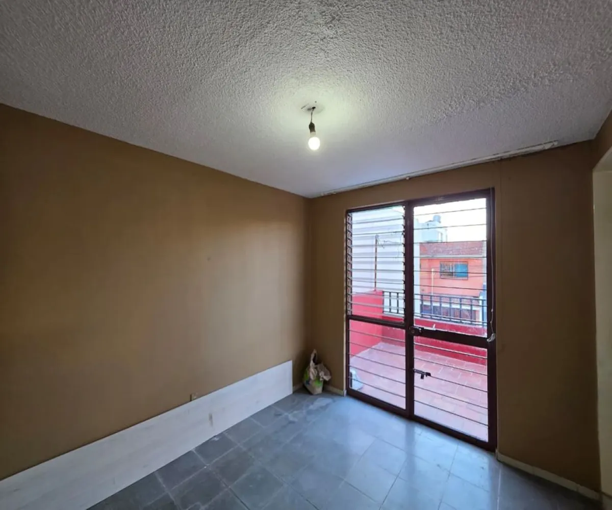 Casa En Renta,Independencia Oriente,Montes Urales 1338, Guadalajara, Jalisco 44340, 4 Habitaciones,3 Baños,Montes Urales,1,pdS6HXT