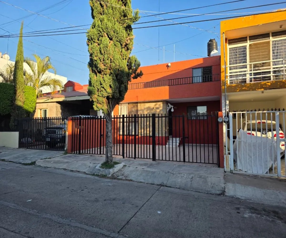 Casa En Renta,Independencia Oriente,Montes Urales 1338, Guadalajara, Jalisco 44340, 4 Habitaciones,3 Baños,Montes Urales,1,pdS6HXT