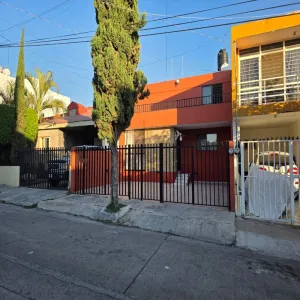 Casa En Renta,Independencia Oriente,Montes Urales 1338, Guadalajara, Jalisco 44340, 4 Habitaciones,3 Baños,Montes Urales,1,pdS6HXT