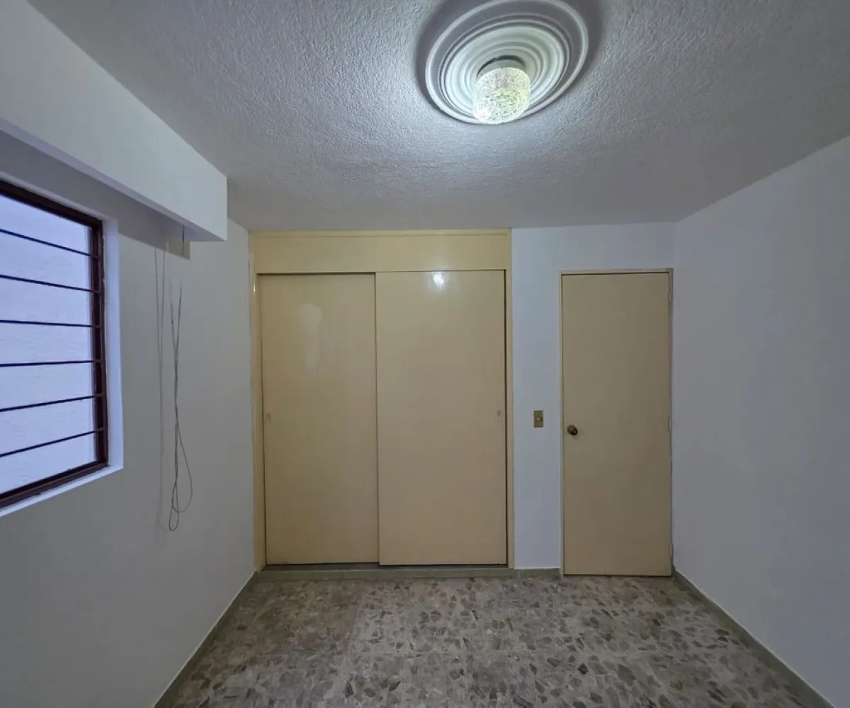 Casa En Renta,Independencia Oriente,Montes Urales 1338, Guadalajara, Jalisco 44340, 4 Habitaciones,3 Baños,Montes Urales,1,pdS6HXT