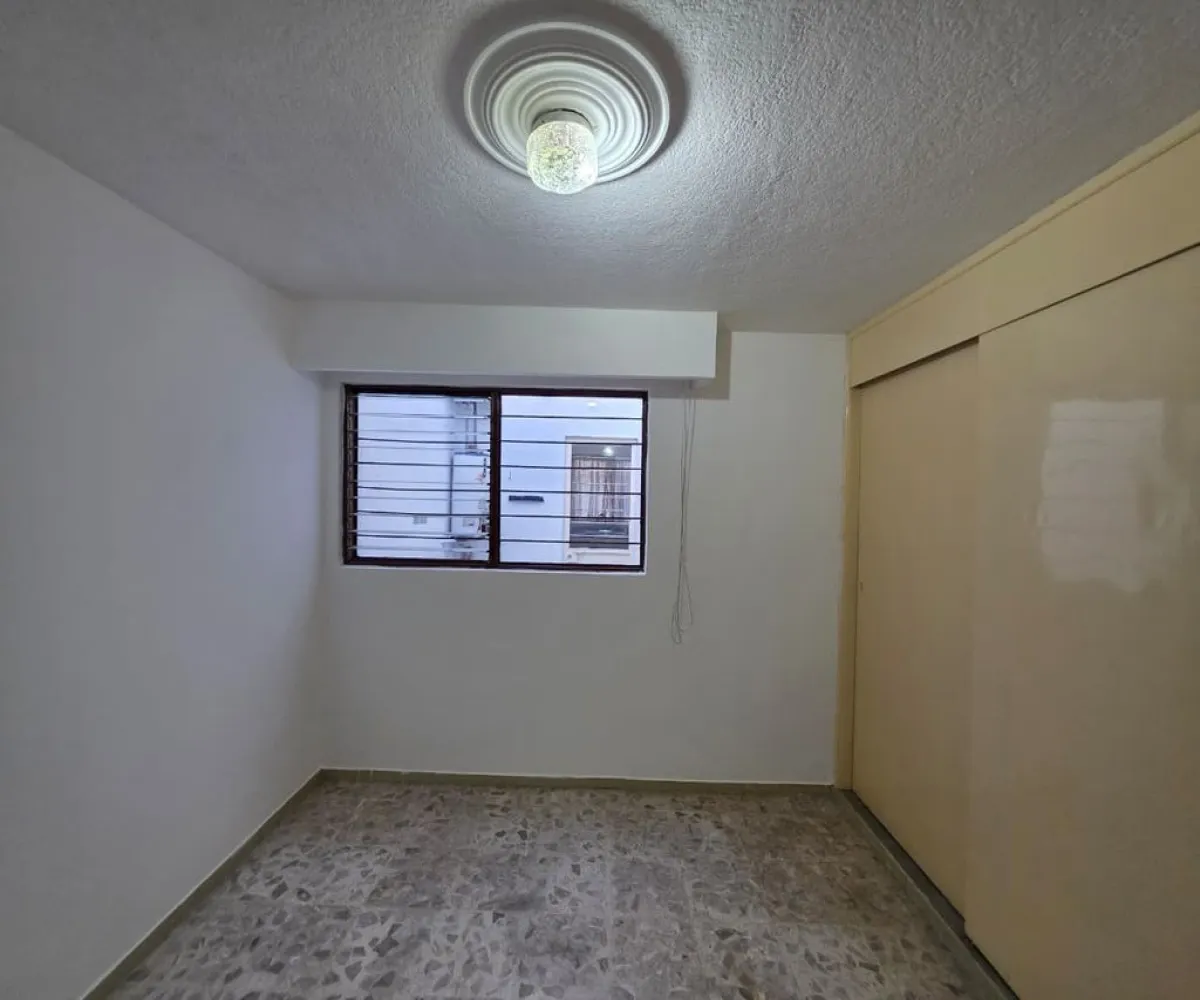 Casa En Renta,Independencia Oriente,Montes Urales 1338, Guadalajara, Jalisco 44340, 4 Habitaciones,3 Baños,Montes Urales,1,pdS6HXT