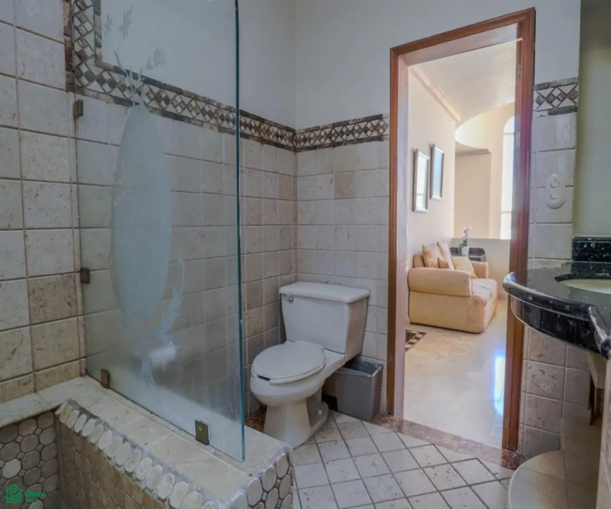 Casa En Venta,Versalles,PALM SPRINGS 351, Puerto Vallarta, Jalisco 48310, 5 Habitaciones,4 Baños,PALM SPRINGS,2,MX251048006