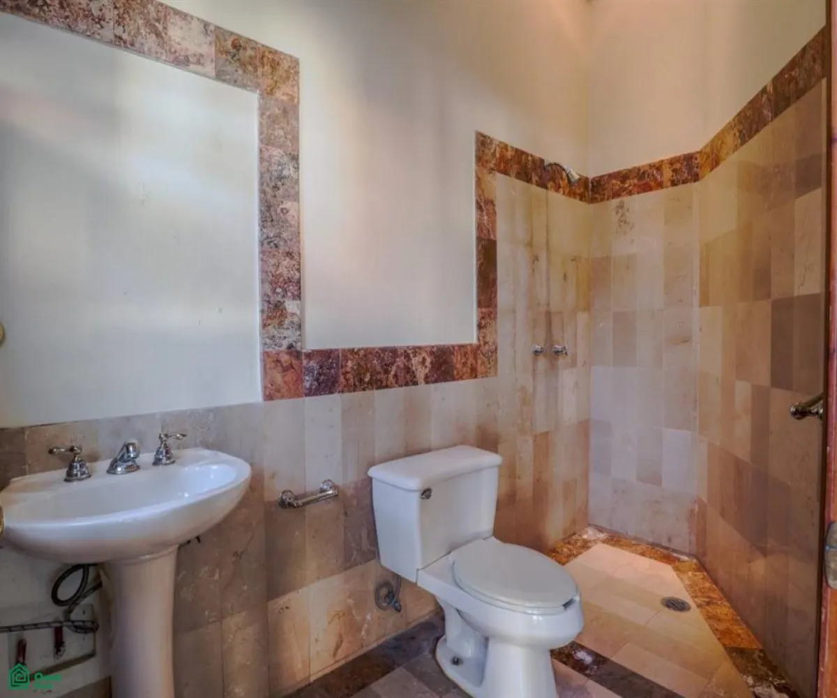 Casa En Venta,Versalles,PALM SPRINGS 351, Puerto Vallarta, Jalisco 48310, 5 Habitaciones,4 Baños,PALM SPRINGS,2,MX251048006