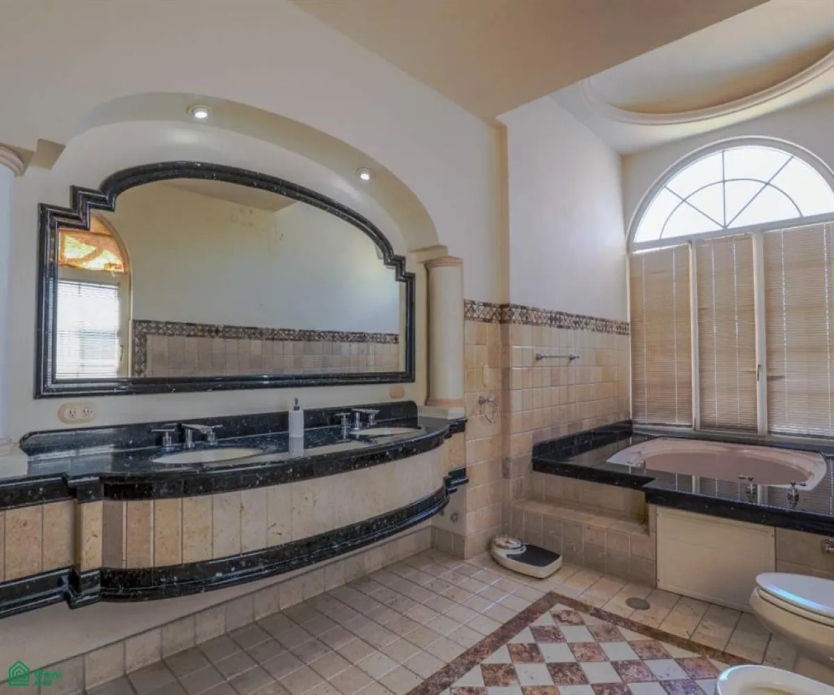 Casa En Venta,Versalles,PALM SPRINGS 351, Puerto Vallarta, Jalisco 48310, 5 Habitaciones,4 Baños,PALM SPRINGS,2,MX251048006