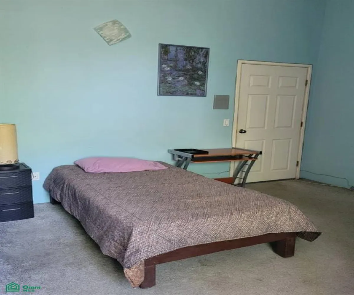 Casa En Venta,La Venta Del Astillero,Callejon de los Pinos 899, Zapopan, Jalisco 45221, 7 Habitaciones,4 Baños,Callejon de los Pinos,1,MX251048080