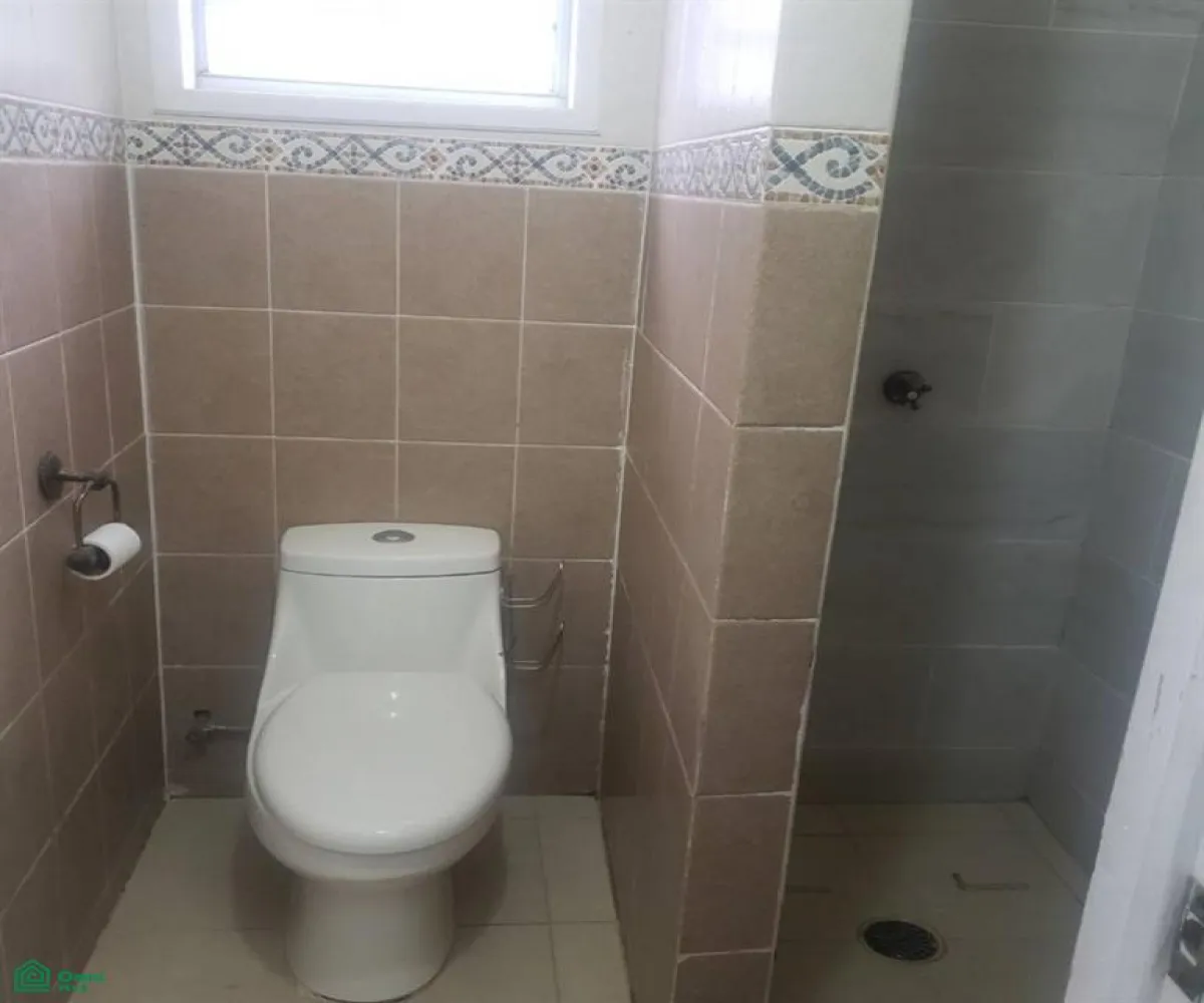 Casa En Venta,La Venta Del Astillero,Callejon de los Pinos 899, Zapopan, Jalisco 45221, 7 Habitaciones,4 Baños,Callejon de los Pinos,1,MX251048080