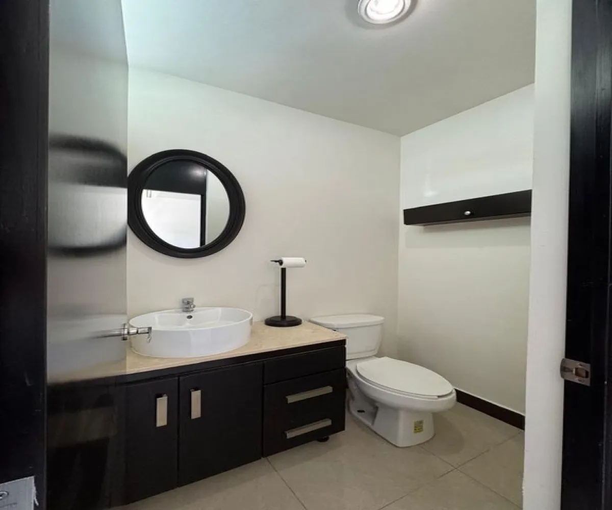 Casa En Venta,Los Gavilanes,Avenida Camino Real a Colima 180 36, Tlajomulco de Zúñiga, Jalisco 45645, 3 Habitaciones,2 Baños,Avenida Camino Real a Colima,1,p4NbYxy