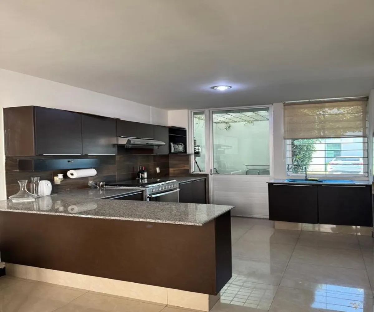 Casa En Venta,Los Gavilanes,Avenida Camino Real a Colima 180 36, Tlajomulco de Zúñiga, Jalisco 45645, 3 Habitaciones,2 Baños,Avenida Camino Real a Colima,1,p4NbYxy