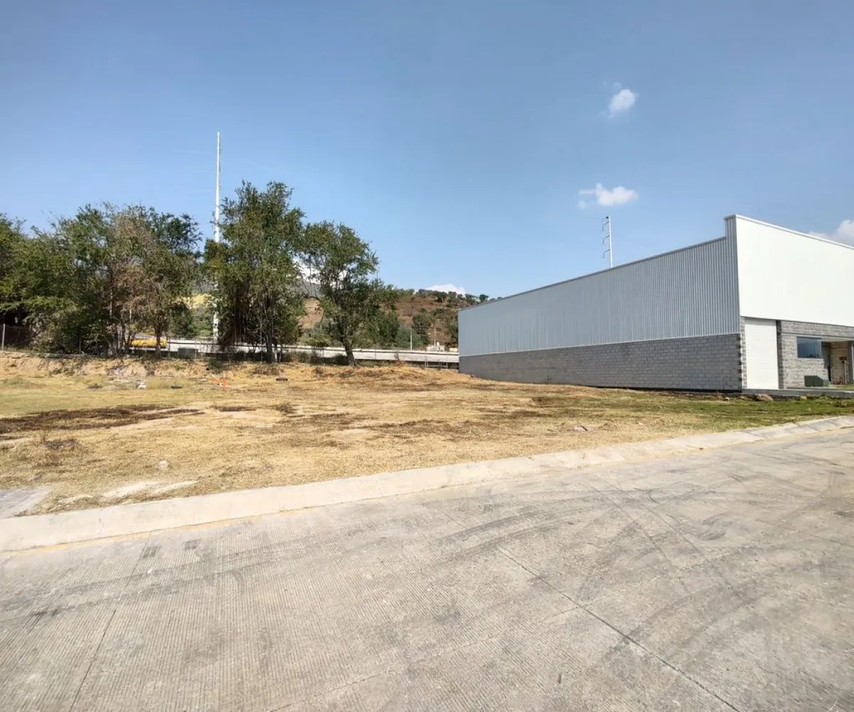 Terreno En Venta,Santa Cruz de las Flores,Carretera a San Isidro Mazatepec 630 2A, Tlajomulco de Zúñiga, Jalisco 45640,Carretera a San Isidro Mazatepec,pUhGM2Y