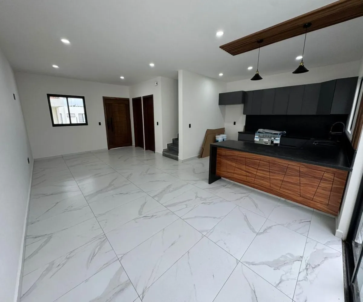 Casa En Venta,capital norte,Avenida Paseo de la Cantera 765, Zapopan, Jalisco 45134, 4 Habitaciones,4 Baños,Avenida Paseo de la Cantera,1,pv4rwfm