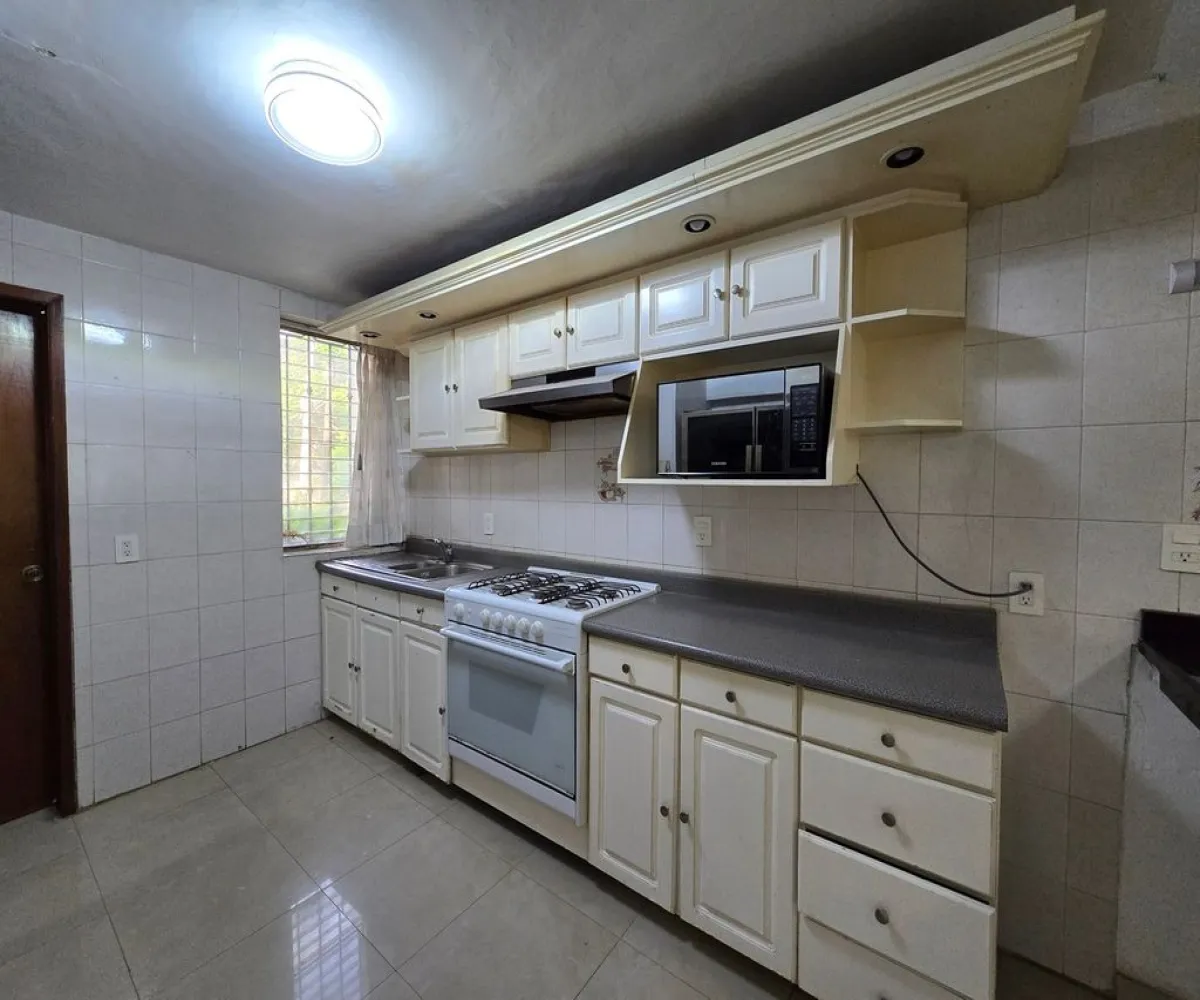 Departamento En Venta,Jardines del Country,Avenida Manuel Ávila Camacho 2275, Guadalajara, Jalisco 44610, 2 Habitaciones,3 Baños,Avenida Manuel Ávila Camacho,1,pfqpQ58