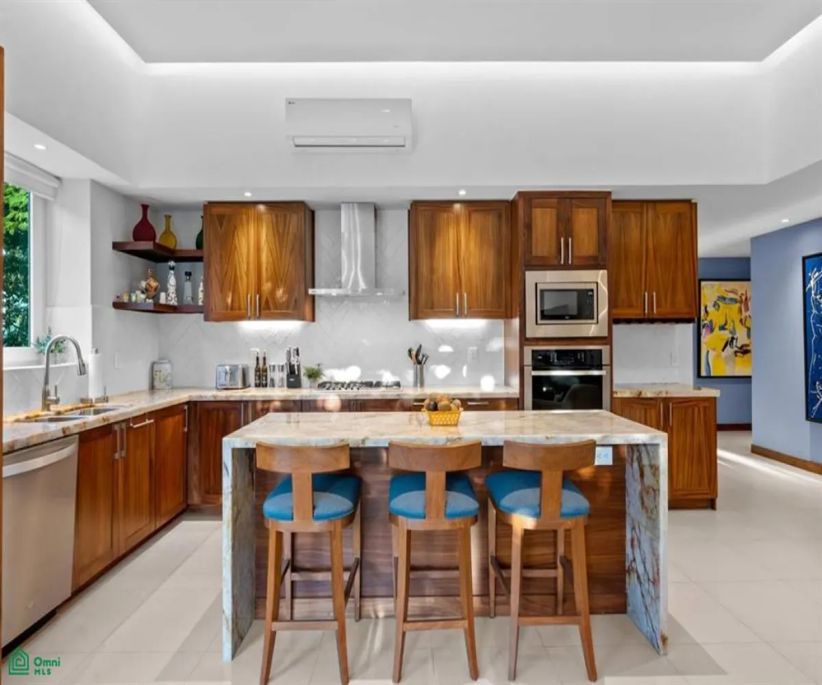 Departamento En Venta,Marina Vallarta,Dpto V Marina 103, Puerto Vallarta, Jalisco 48354, 3 Habitaciones,3 Baños,Dpto V Marina,MX251048486