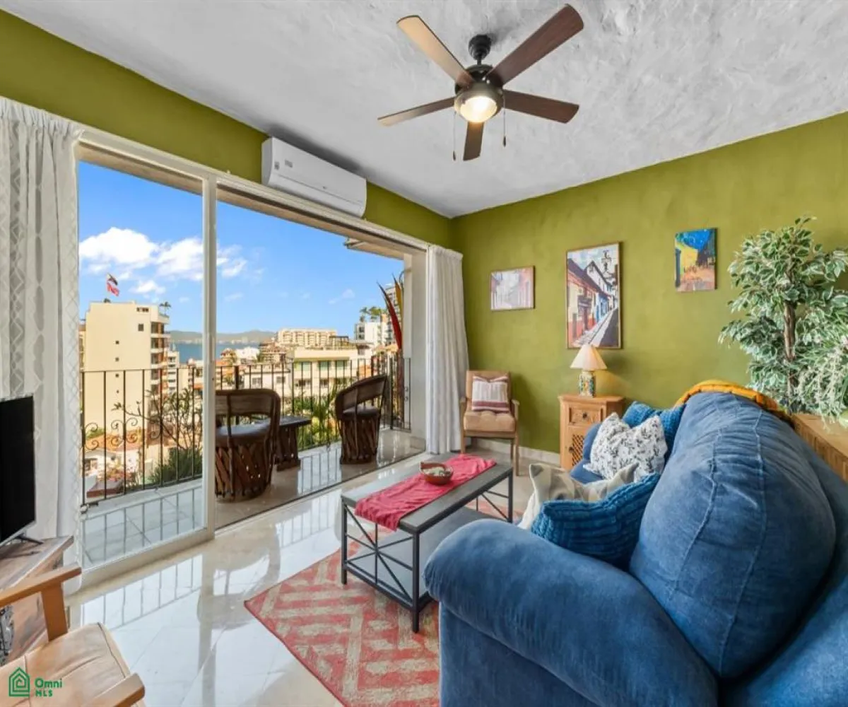 Departamento En Venta,Amapas,Carretera Barra de Navidad 540 Unit 4, Puerto Vallarta, Jalisco 48399, 1 Cuarto,1 Baño,Carretera Barra de Navidad,3,MX251048503