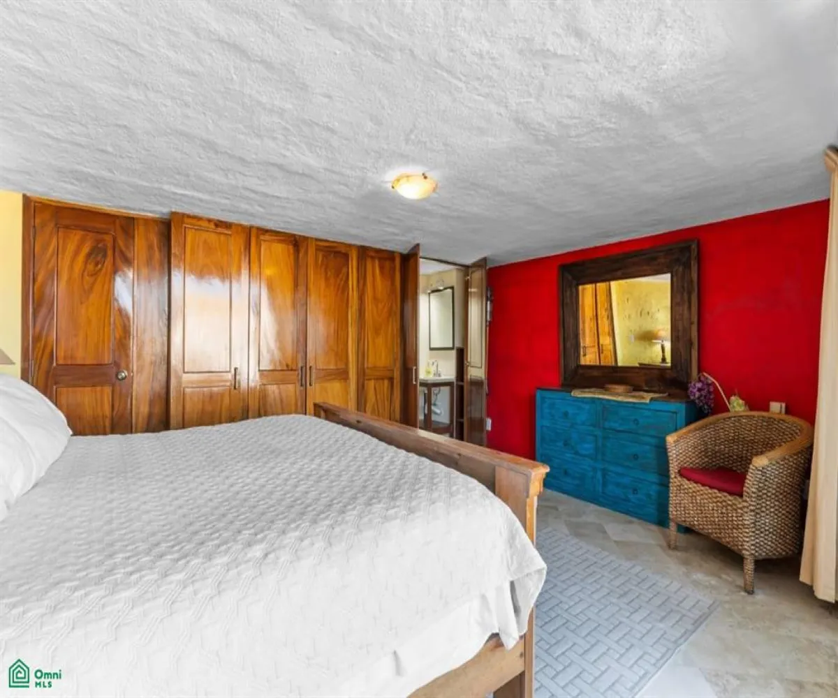 Departamento En Venta,Amapas,Carretera Barra de Navidad 540 Unit 4, Puerto Vallarta, Jalisco 48399, 1 Cuarto,1 Baño,Carretera Barra de Navidad,3,MX251048503