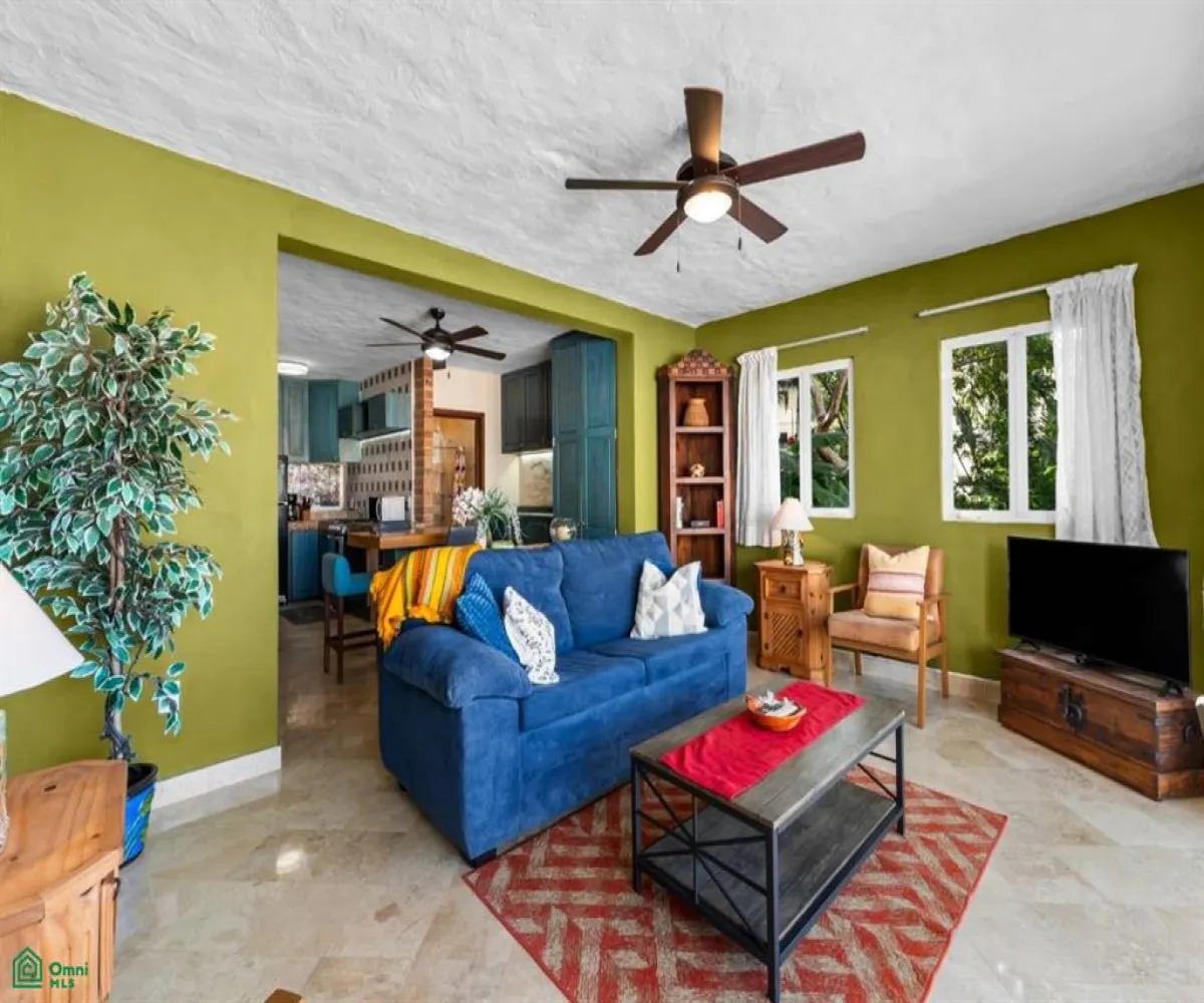 Departamento En Venta,Amapas,Carretera Barra de Navidad 540 Unit 4, Puerto Vallarta, Jalisco 48399, 1 Cuarto,1 Baño,Carretera Barra de Navidad,3,MX251048503