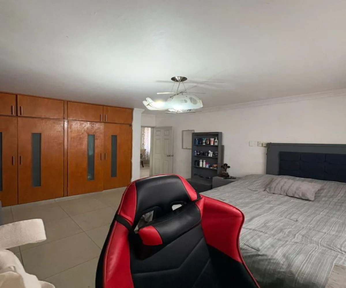 Casa En Venta,El Tapatío,Avenida Patria 3648, San Pedro Tlaquepaque, Jalisco 45588, 3 Habitaciones,3 Baños,Avenida Patria,3,paObO5J