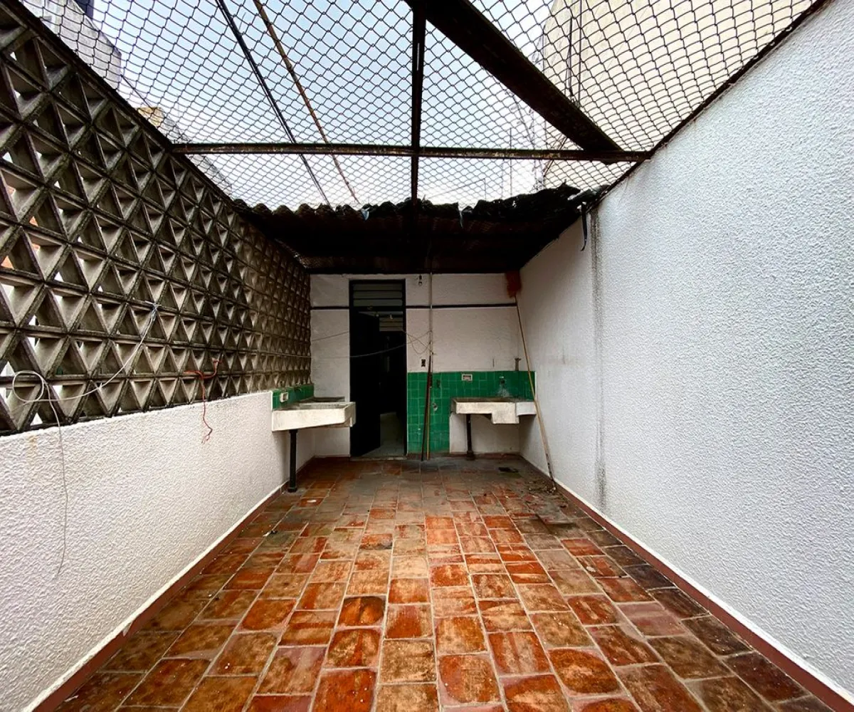 Oficina En Renta,Americana,Calle Libertad 1792, Guadalajara, Jalisco 44160,6 Baños,Calle Libertad,1,pkhwXRy