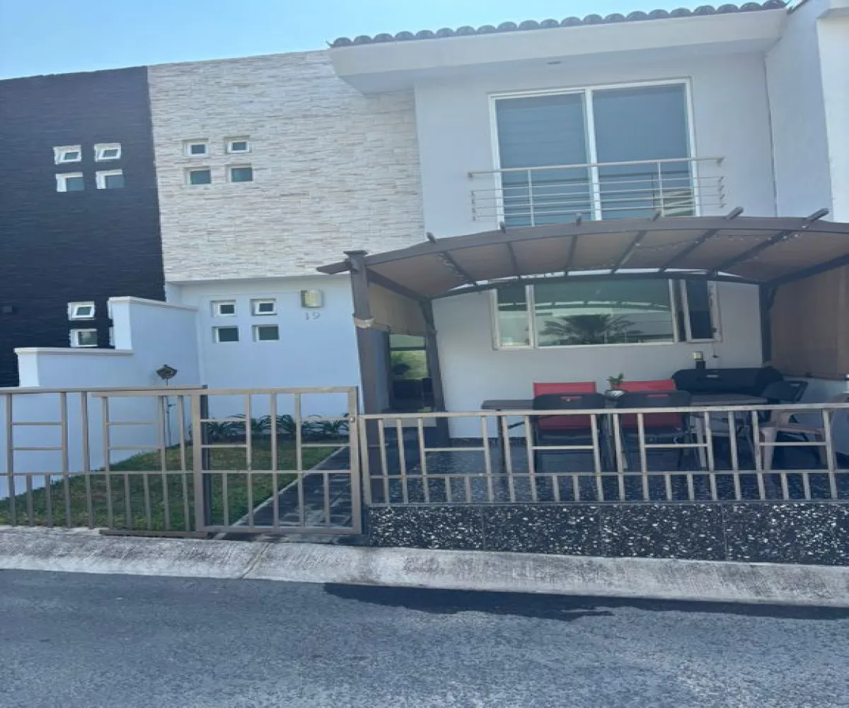 Casa En Venta,CANTERAS DEL CENTINELA,Circuito del Atalaya 19, Zapopan, Jalisco 45133, 3 Habitaciones,3 Baños,Circuito del Atalaya,1,pFUAwQm
