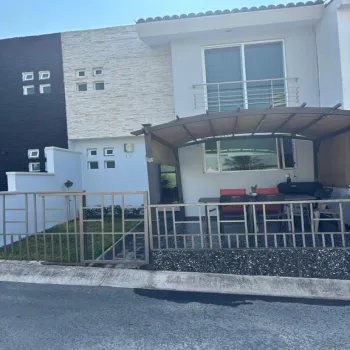 Casa En Venta,CANTERAS DEL CENTINELA,Circuito del Atalaya 19, Zapopan, Jalisco 45133, 3 Habitaciones,3 Baños,Circuito del Atalaya,1,pFUAwQm