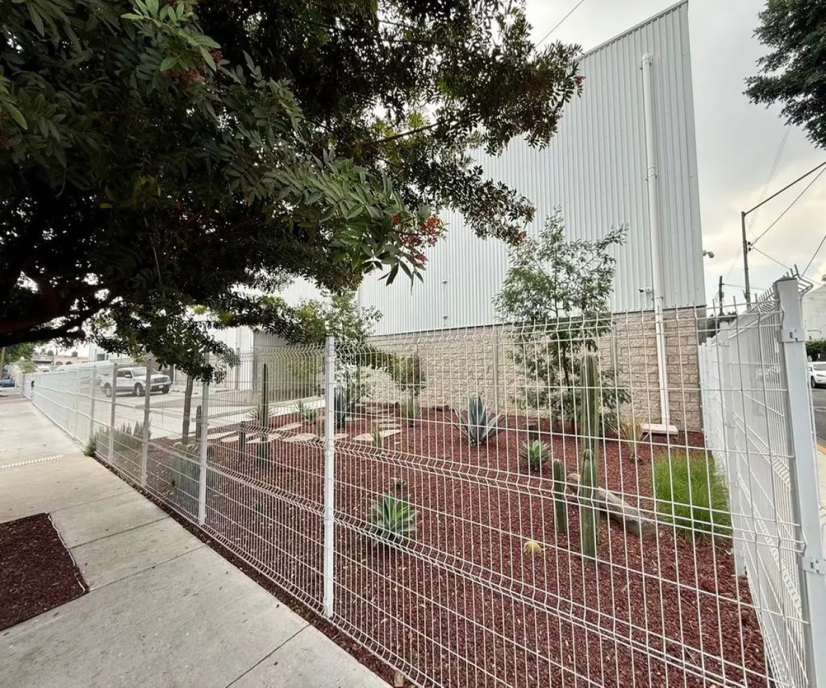 Bodega En Venta,Del Fresno,Calzada Lázaro Cárdenas Poniente 2136, Guadalajara, Jalisco 44900,1 Baño,Calzada Lázaro Cárdenas Poniente,1,pkWxMtD