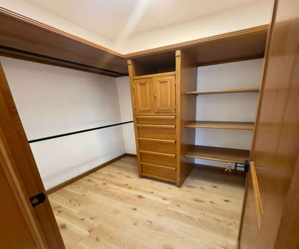 Casa En Renta,Royal Country,La Colina S/N, Zapopan, Jalisco 45116, 4 Habitaciones,4 Baños,La Colina,1,pBz4c0v