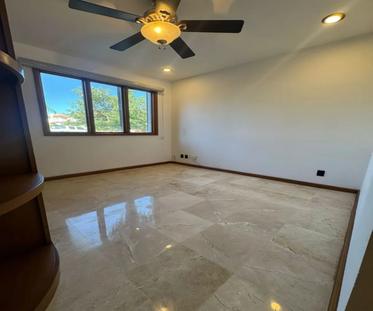 Casa En Renta,Royal Country,La Colina S/N, Zapopan, Jalisco 45116, 4 Habitaciones,4 Baños,La Colina,1,pBz4c0v